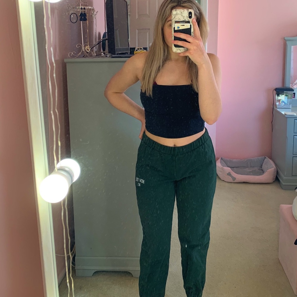 ✰BRANDY MELVILLE SWEATS ✰